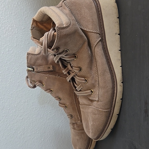 Dr. Scholls Gray Ankle Boots Size 9 - Picture 4 of 8